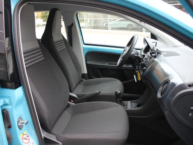 Volkswagen up! Move Move up!