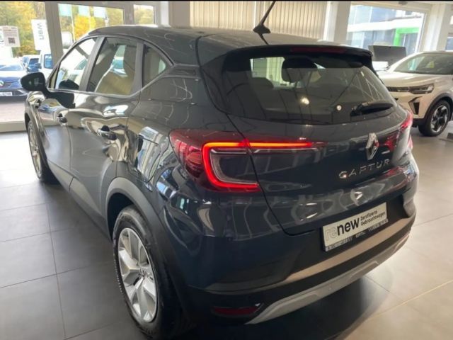Renault Captur Business Line E-Tech
