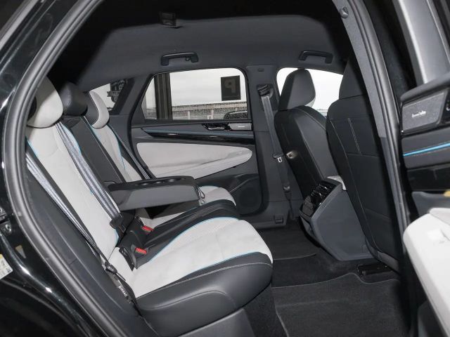 Volkswagen ID.7 IQ.Drive Pro