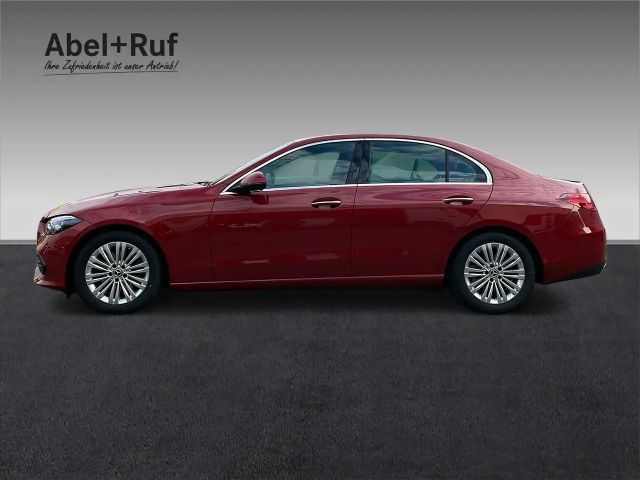 Mercedes-Benz C 200 AVANTGARDE Sedan