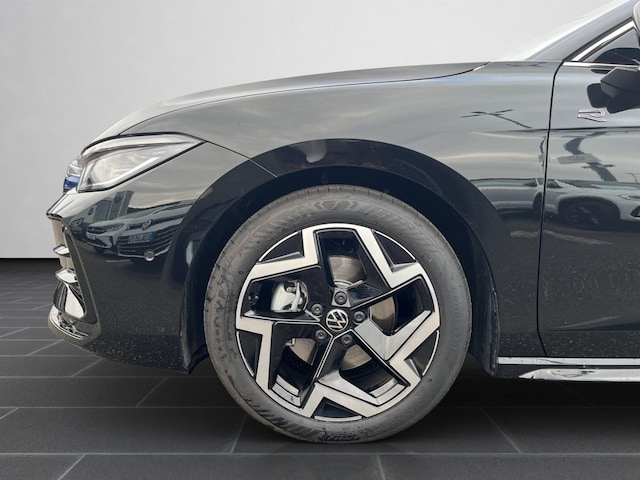 Volkswagen Passat DSG IQ.Drive R-Line