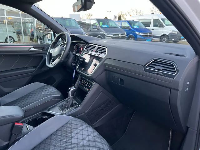 Volkswagen Tiguan 1.5 TSI DSG R-Line