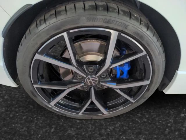 Volkswagen Golf 2.0 TSI 4Motion DSG Golf VIII