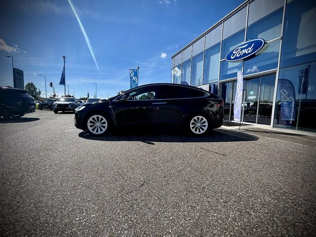 Tesla Model X Raven Longe Range 6 Sitzer