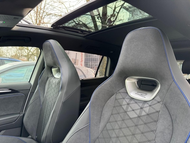 Volkswagen Tayron 2.0 TDI 4Motion DSG R-Line