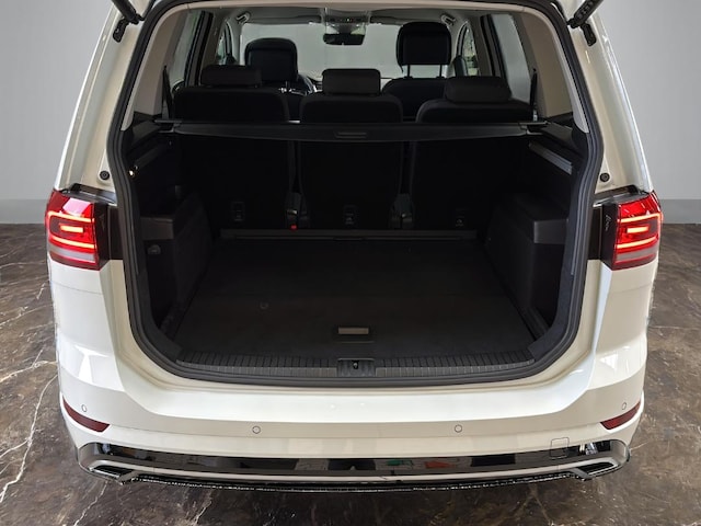 Volkswagen Touran DSG R-Line