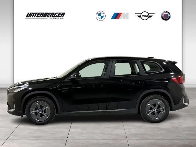 BMW iX1 xDrive30