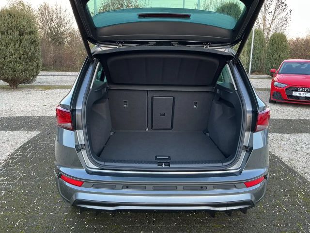 Cupra Ateca AHK Navi Rückfahrkamera LED