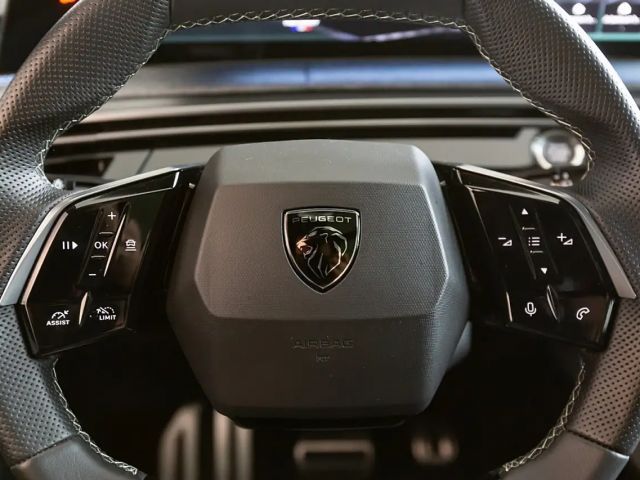 Peugeot E-5008 GT-Line