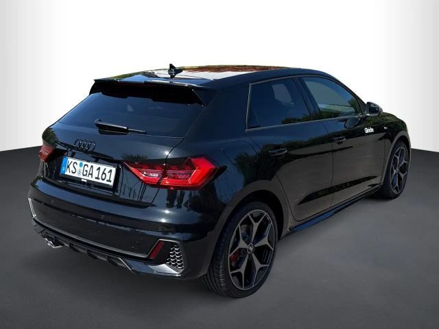 Audi A1 2.0 TFSI S-Line