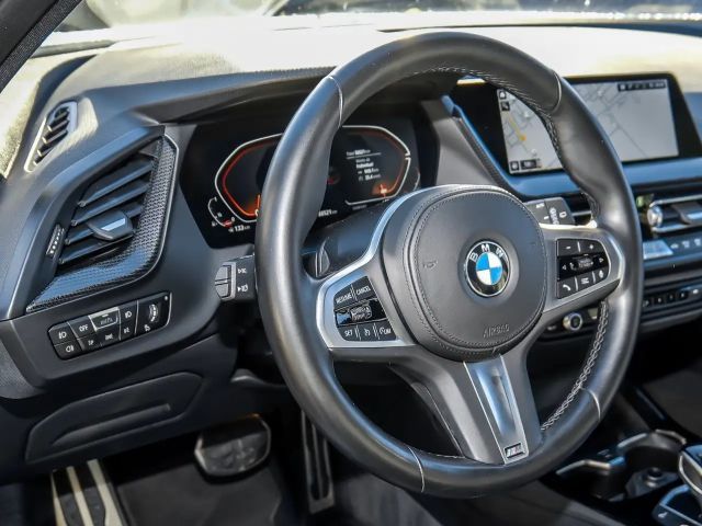 BMW 118 118i M-Sport Sedan