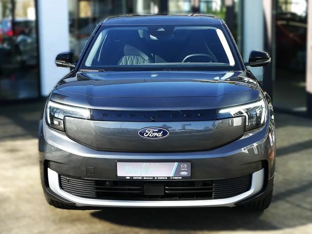 Ford Explorer Premium RWD