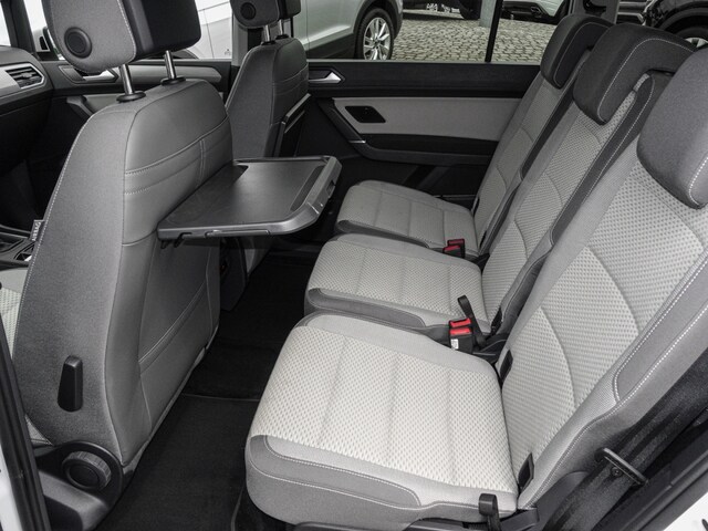 Volkswagen Touran 1.5 TSI DSG