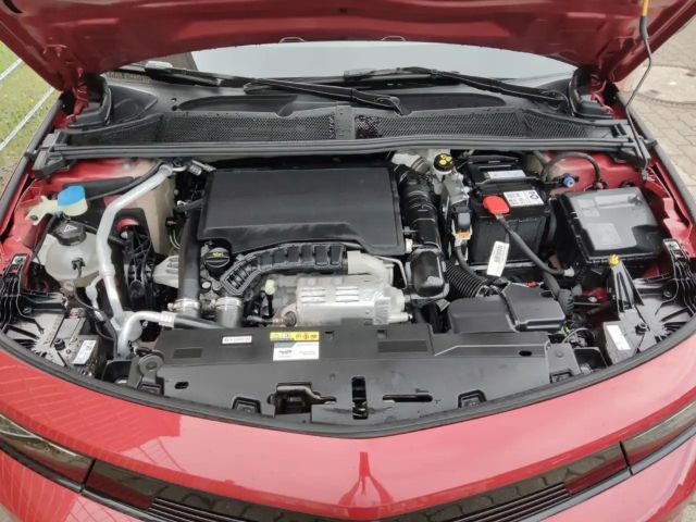 Opel Astra 1.2 Turbo Edition