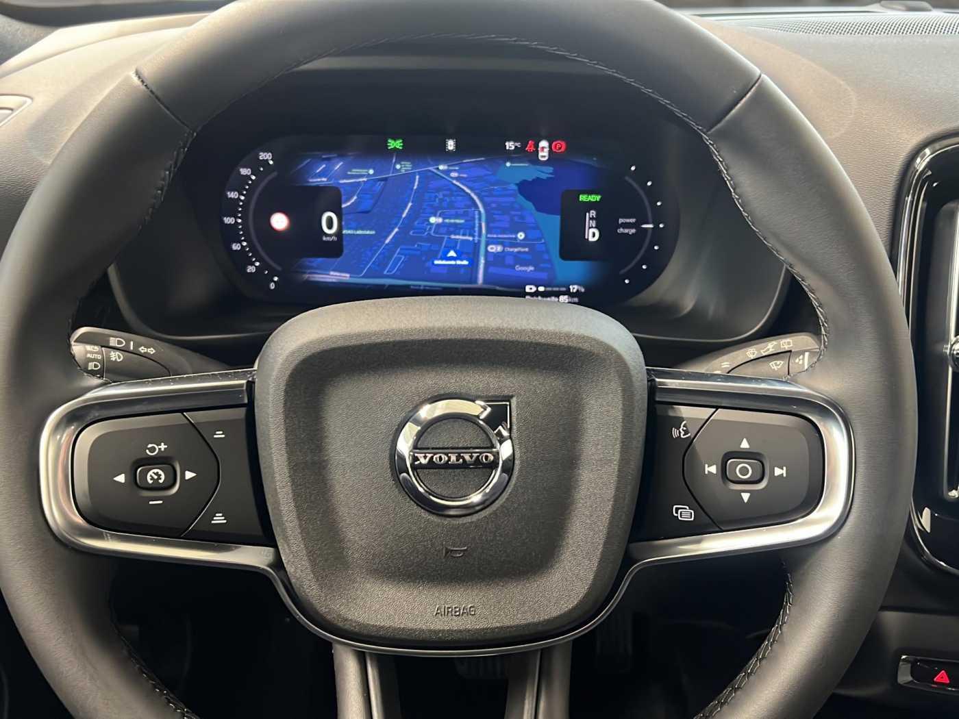 Volvo EX40 Extended range Plus Single motor