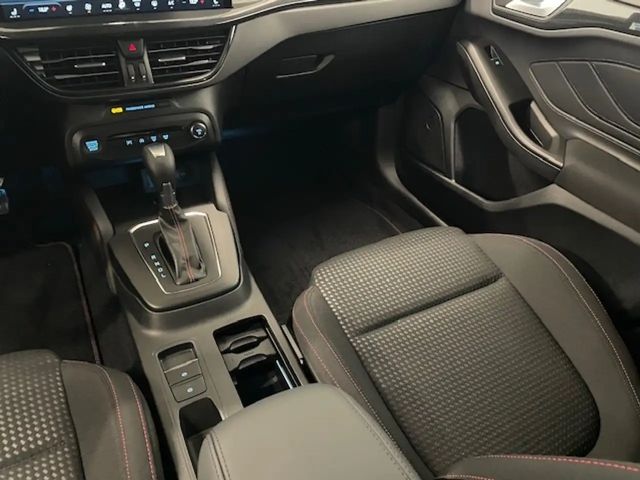 Ford Focus ST Line Wagon