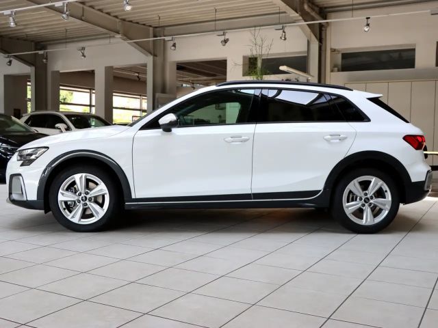 Audi A3 35 TFSI S-Tronic Sedan