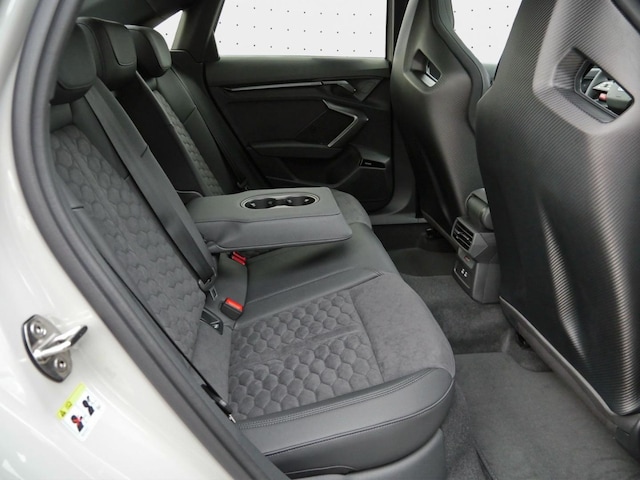 Audi RS3 Quattro S-Tronic Sedan