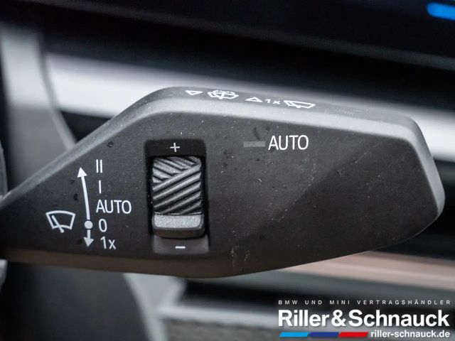 BMW 520 520i M-Sport Sedan