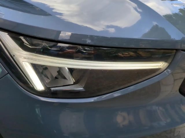 Volvo XC40 Dark Plus