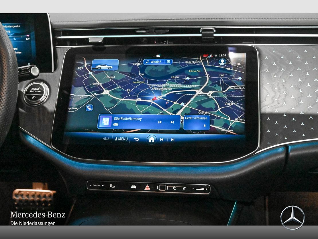 Mercedes-Benz E 220 AMG Line E 220 d Sedan