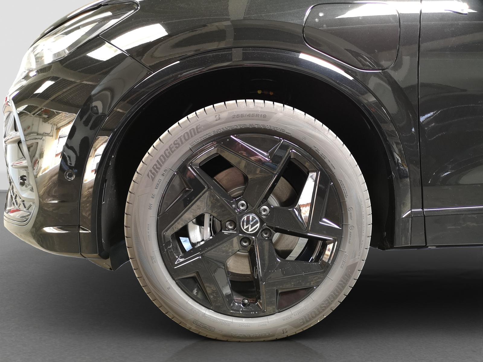 Volkswagen Tiguan R-Line eHybrid