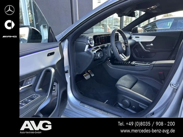 Mercedes-Benz CLA 200 AMG Line Shooting Brake