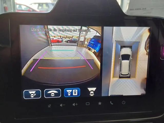 Suzuki S-Cross Flash