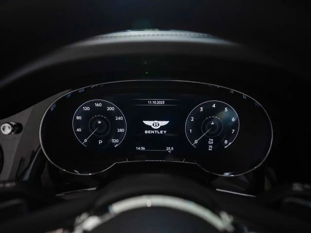 Bentley Bentayga V8