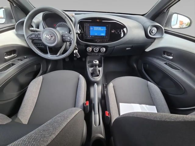 Toyota Aygo X Hatchback Play X-play