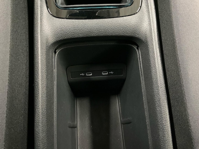 Volkswagen ID.3 204PS ACC.NAVI.2xPDC.LED.APP-C.LKRD-HZG.SHZ.DAB+.USB