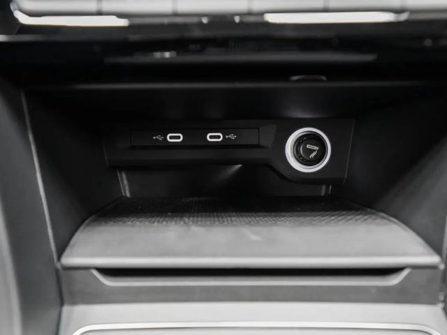 Volkswagen Touran ACT DSG Life