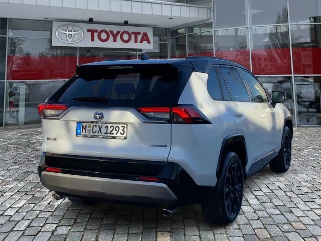 Toyota RAV4 Style