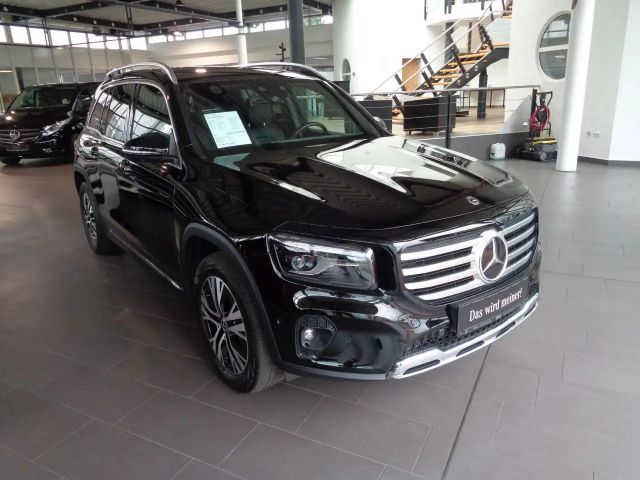 Mercedes-Benz GLB 220 4Matic,MEMORY,MULTIBEAM,360°,NP:62.505,-