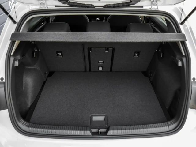 Volkswagen Golf 1.5 TSI Golf VIII Life