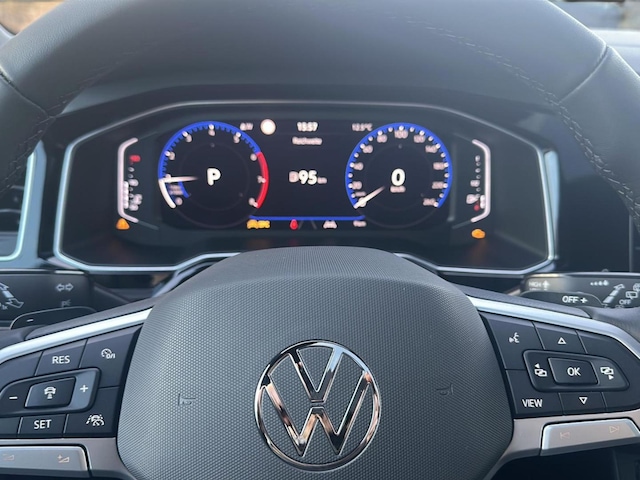 Volkswagen Polo 1.0 TSI DSG IQ.Drive R-Line