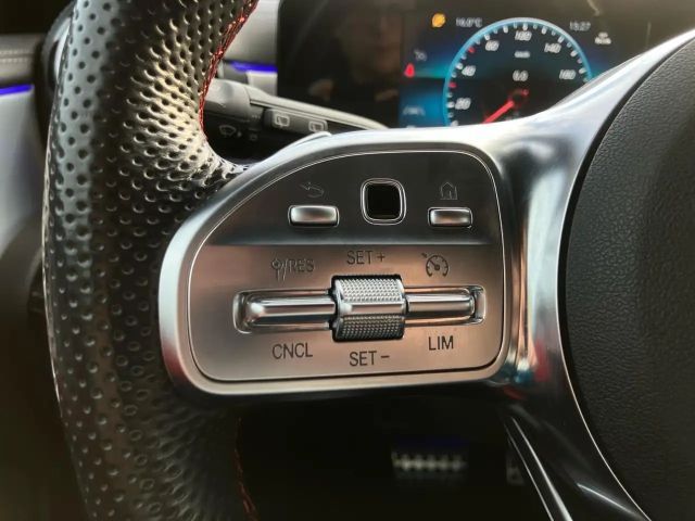 Mercedes-Benz A 200 AMG Line Hatchback