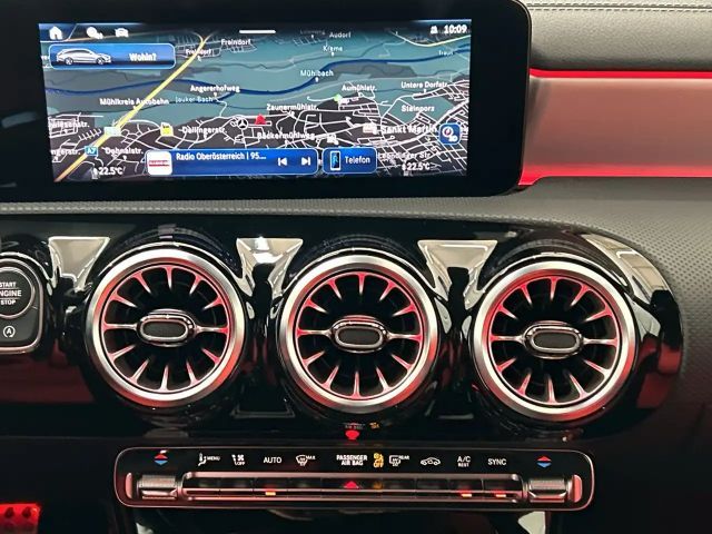 Mercedes-Benz CLA 200 CLA 200 d Shooting Brake