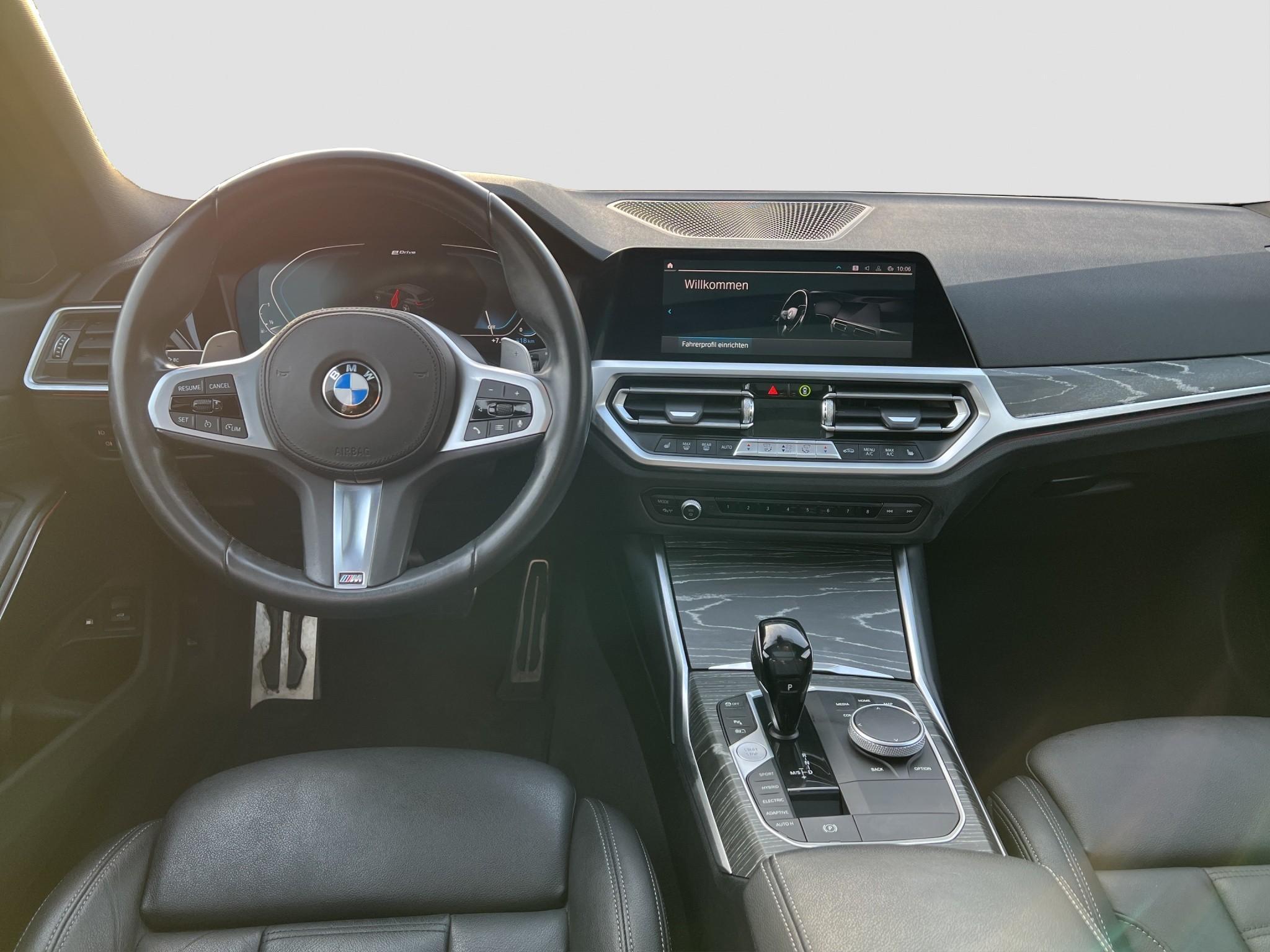 BMW 330 330e Touring