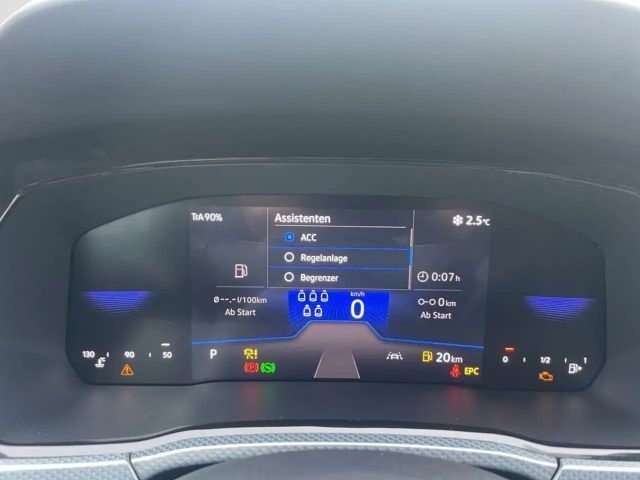 Volkswagen Touran 1.5 TSI R-Line