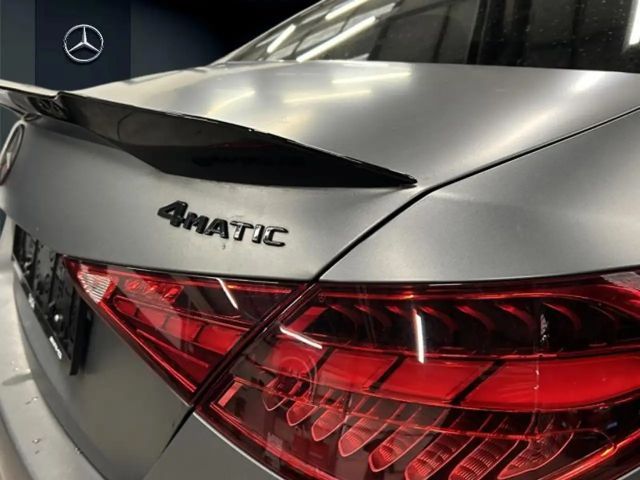 Mercedes-Benz C 300 4MATIC AMG Line