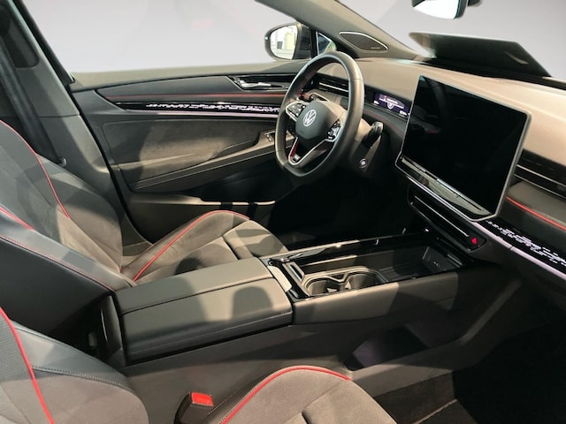 Volkswagen ID.7 340PS 4M NP.80T ACC.5J-G.WÄRMEPUMPE.AHK.AREA-VIEW.NAVI.HARMAN.HUD.LED