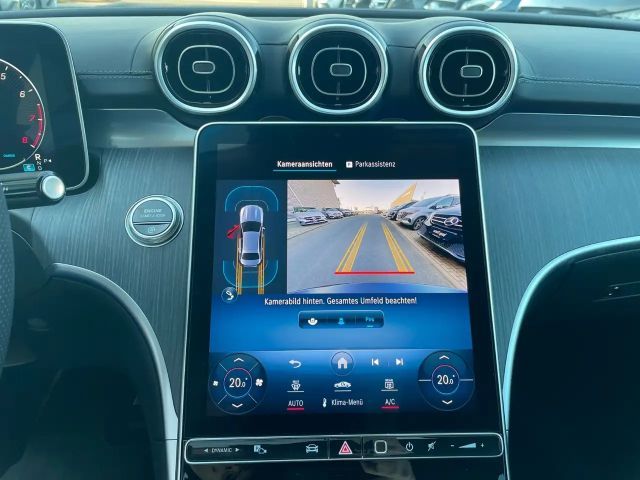 Mercedes-Benz C 200 AMG Line Sedan