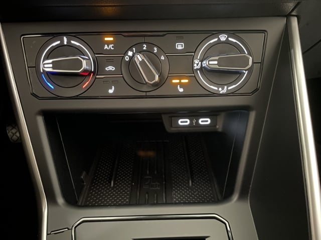 Volkswagen Polo 1.0 +ALLWETTER+NAVI+KAMERA