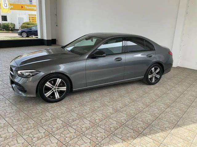 Mercedes-Benz C 200 AVANTGARDE Sedan