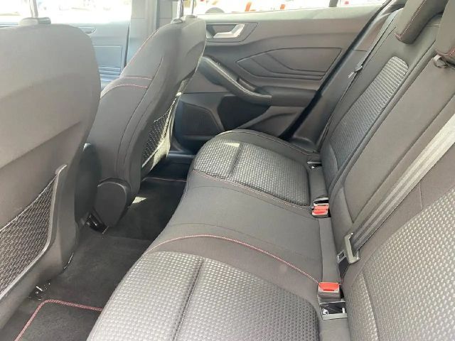 Ford Focus ST Line Wagon