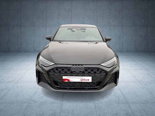 Audi RS3 Quattro S-Tronic Sedan