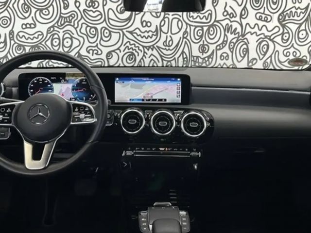 Mercedes-Benz A 200 Limo 4-MATIC*8G-DCT*WIDE*MBUX*AHK*KAM*STDH
