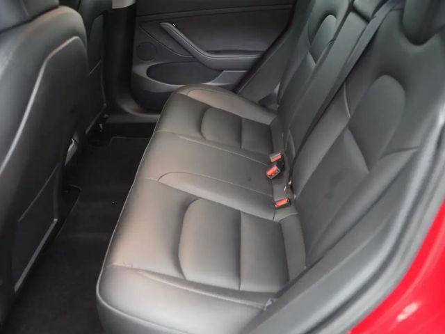 Tesla Model 3 AWD Long Range