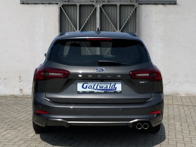 Ford Focus ST Line Wagon